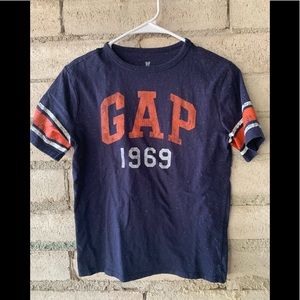 🟪 Lot of 2 boys GAP tshirts